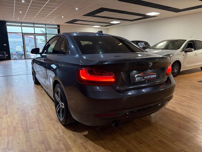 BMW Serie 2 COUPE F22 220i 184 ch Sport A Gris de 2015