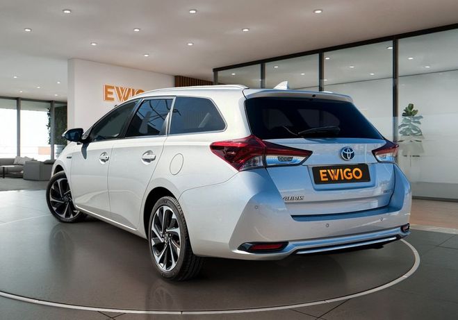 Toyota Auris Touring Sports TOURING-SPORTS 1.8 HSD 13 Gris de 2018