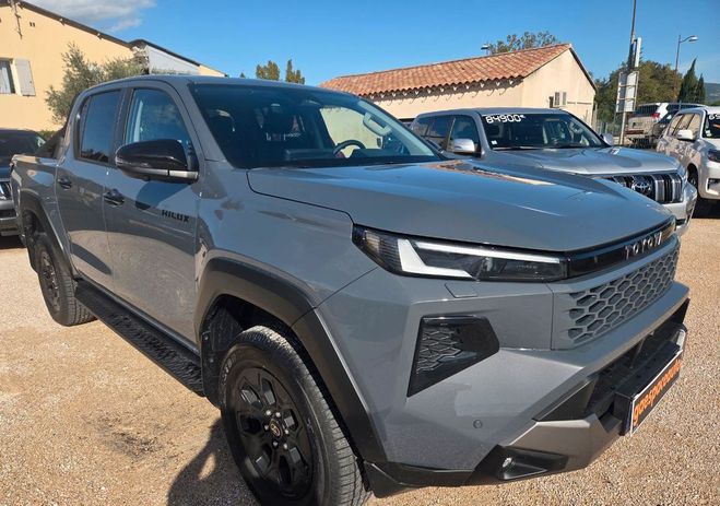 Toyota Hilux invincible Ng 204cv en stock  de 2026