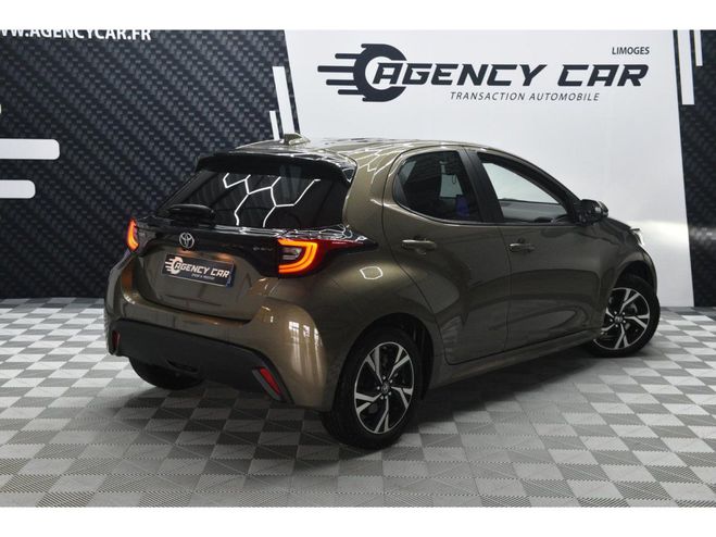 Toyota Yaris Hybrid 116h - Design PHASE 2 GRIS CLAIR de 2024