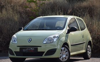  Voir d&eacute;tails -Renault Twingo ii 1.2 16v lev 75 ch authentique phase 1 &agrave; Mougins (06)