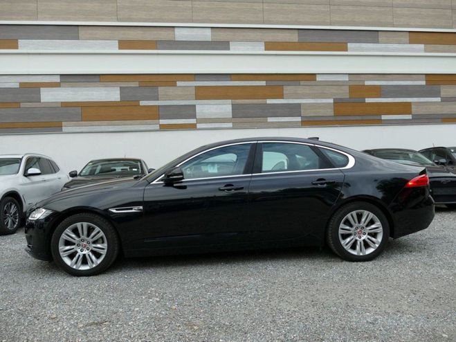 Jaguar XF 2.0 180 Ch PRESTIGE BVA Noir de 2019