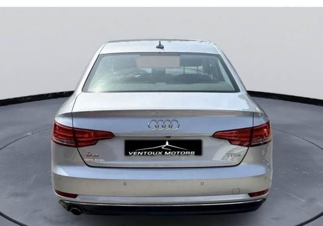 Audi A4 1.4 tfsi 150ch Gris de 2016