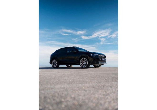Audi Q8 60 tfsi-e 490 competition quattro s line Noir de 2024
