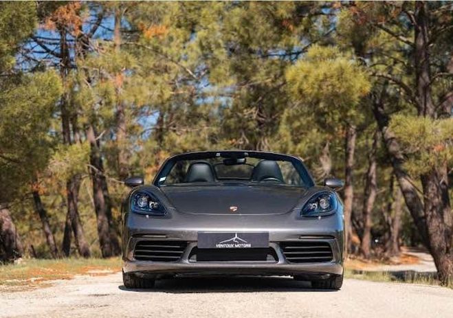 Porsche 718 BOXSTER (982) 2.0 300ch Gris de 2017