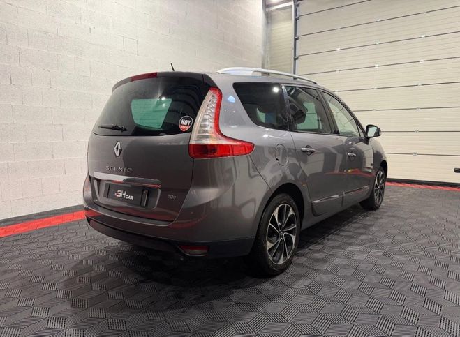 Renault Grand Scenic 1.2 TCE 130 ENERGY BOSE EDITION Gris de 2016