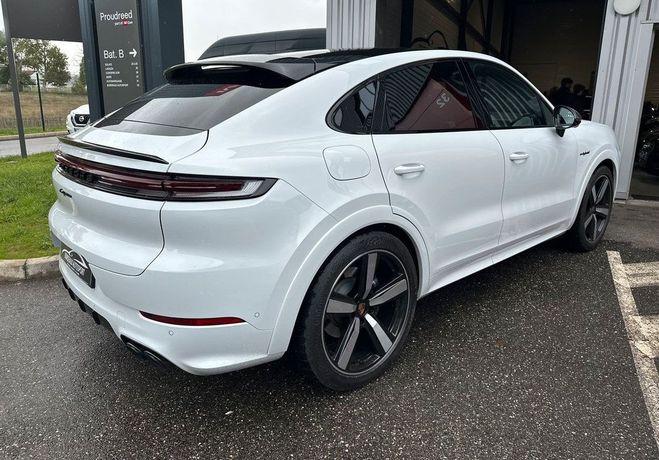 Porsche Cayenne Coup� (9YB) E-Hybrid 3.0 V6 S 519ch BVA8 Blanc de 2024