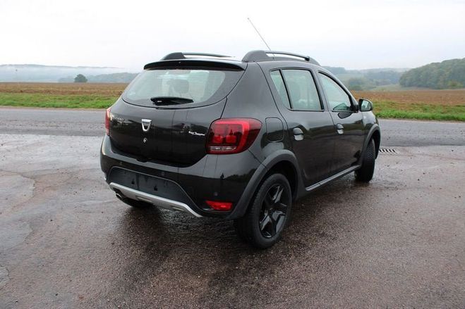 Dacia Sandero STEPWAY LUXE BLUEDCI 95 CV DIESEL CAM�RA Noir de 2019