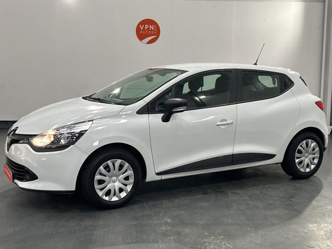 Renault Clio IV (B98) 1.2 16v 75ch Life 5p BLANC de 2016