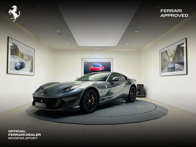 Ferrari 812 Superfast V12 6.5 800ch Gris de 