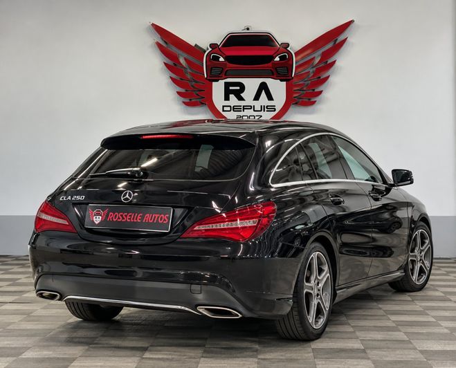 Mercedes Classe CLA 250 7G-DCT Urban 211CH Noir M�tallis� de 2017