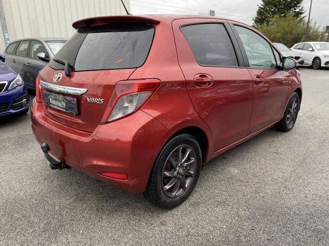 Toyota Yaris III 90 D-4D Lounge MMT 5p Bordeaux de 2011