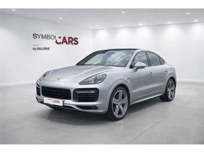 Porsche Cayenne Turbo S E-HYBRID 4.0 V8 680 CH TIPTRONIC Gris Clair, M�tallis�, Gris de 2020