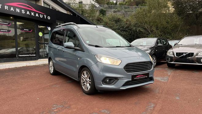 Ford Tourneo Courier Titanium 100ch ATTELAGE RA DE RE Bleu de 2019