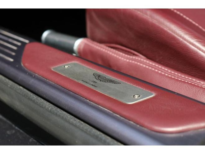 Aston martin DB9 Coup� 5.9i - BVA Touchtronic COUPE . PHA gris de 2008