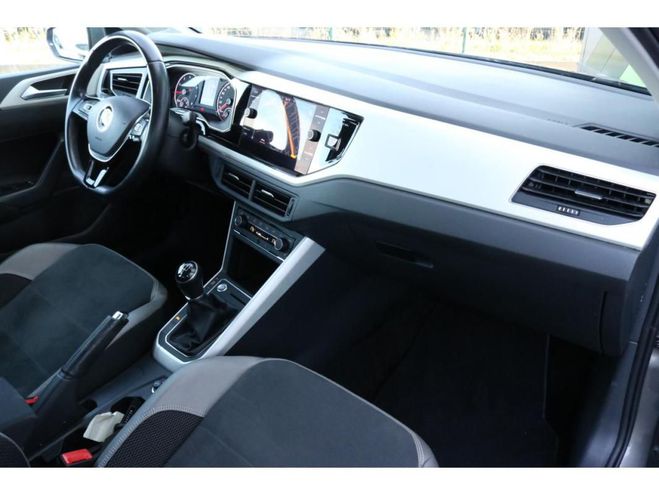 Volkswagen Polo 1.0 TSI 95 Carat gris de 2021
