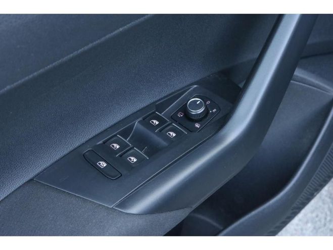 Volkswagen Polo 1.0 TSI 95 Carat gris de 2021