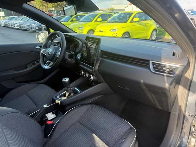 Renault Clio V TCe 90 Techno gris fonc� de 2021