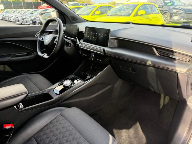 MG MG3 1.5 L Hybrid+ 195 ch Luxury blanc de 2025