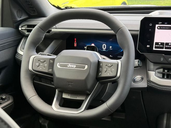 Jeep Compass 1.2 Turbo T3 145 ch BVR6 e-Hybrid Summit noir de 2026