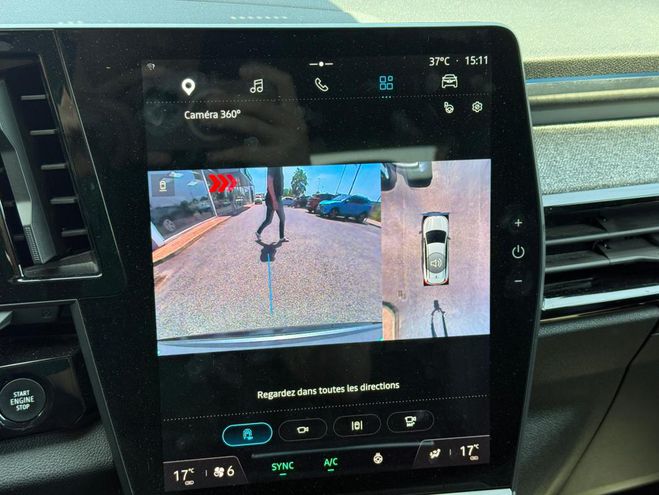 Renault Espace VI E-Tech hybrid 200 Techno gris de 2024