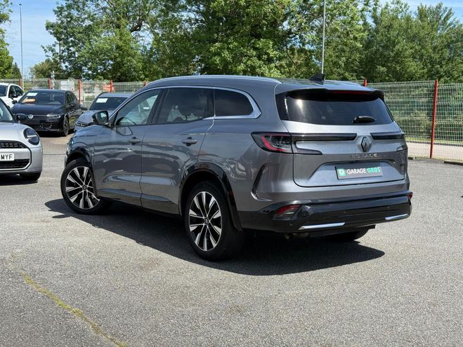 Renault Espace VI E-Tech hybrid 200 Techno gris de 2024