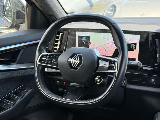 Renault Espace VI E-Tech hybrid 200 Techno gris de 2024