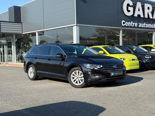 Volkswagen Passat 2.0 TDI EVO SCR 150 DSG7 Life Plus noir de 2023