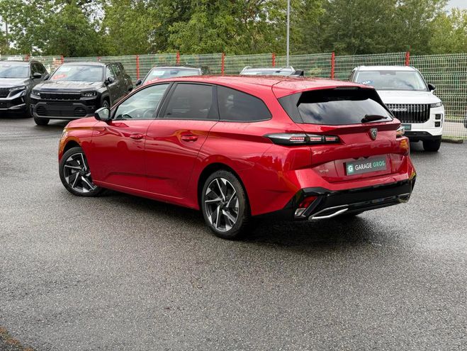 Peugeot 308 Hybrid 145 e-DCS6 Allure rouge de 2025