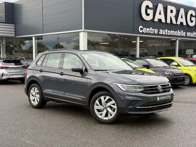 Volkswagen Tiguan 1.5 TSI 150ch DSG7 Life Plus gris de 2024