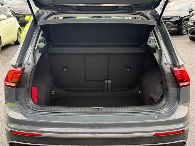 Volkswagen Tiguan 1.5 TSI 150ch DSG7 Life Plus gris de 2024