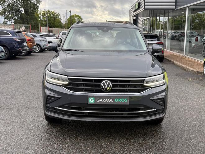 Volkswagen Tiguan 1.5 TSI 150ch DSG7 Life Plus gris de 2024