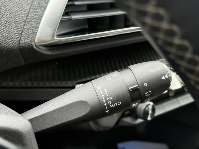 Peugeot 5008 BlueHDi 130ch S&S BVM6 Allure gris fonc� de 2022