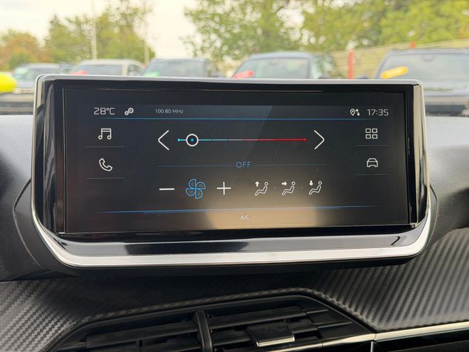 Peugeot 208 Hybrid 100 e-DCS6 Style blanc de 2025