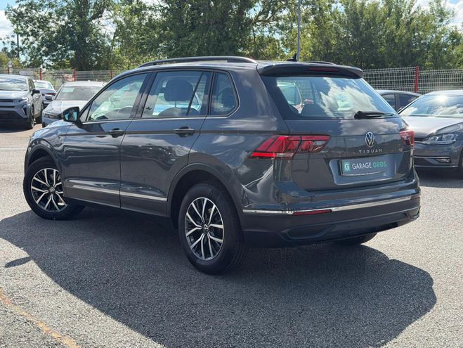 Volkswagen Tiguan 2.0 TDI 150ch DSG7 Life gris de 2022
