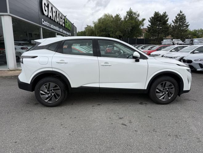 Nissan Qashqai Mild Hybrid 140 ch N-Connect blanc de 2025