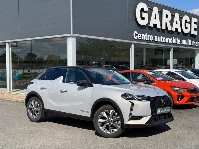 Citroen DS3 PureTech 130 EAT8 Esprit de Voyage gris de 2024