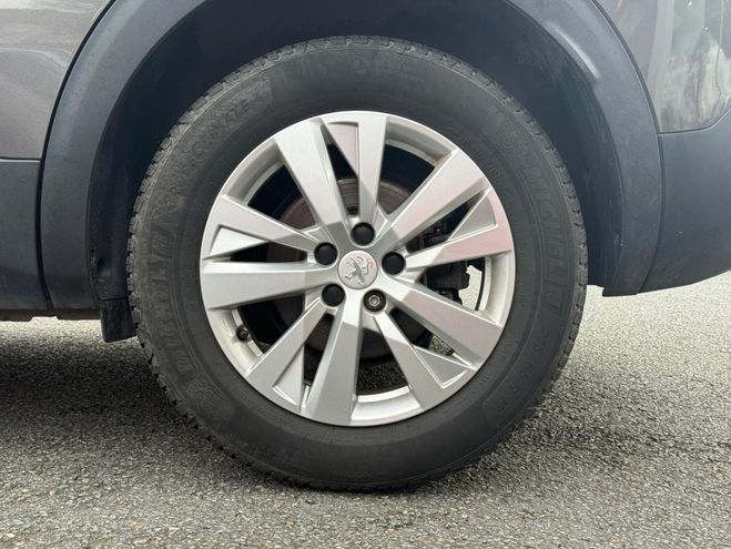 Peugeot 3008 BlueHDi 130ch S&S BVM6 Active Pack gris fonc� de 2021