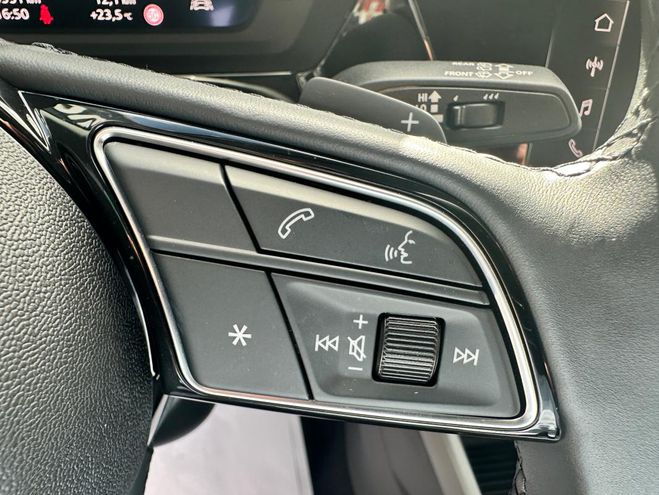 Audi A3 TFSI Mild Hybrid 116 S tronic 7 Design blanc de 2024