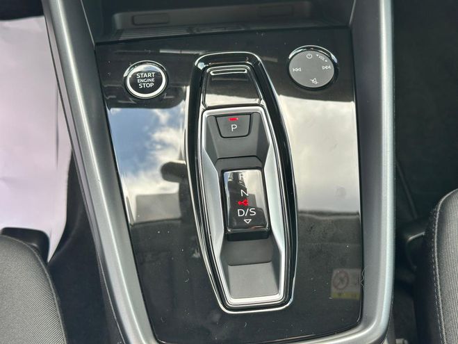 Audi A3 TFSI Mild Hybrid 116 S tronic 7 Design blanc de 2024