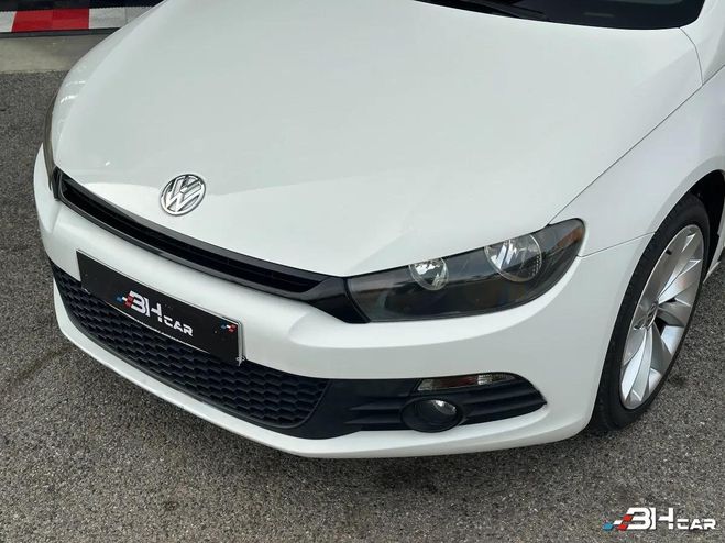 Volkswagen Scirocco 1.4L TSI 160cv SPORT LINE / SUIVI INT�GR Blanc de 2012