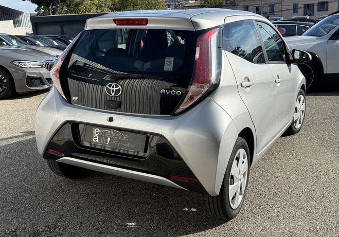 Toyota Aygo 1.0 VVT-I 69CH STOP&START X-PLAY 5P Gris de 2015