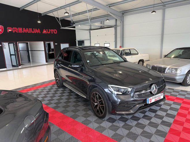 Mercedes GLC 300 e 4 matic Amg line Noir M�tallis� de 2020