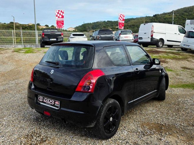 Suzuki Swift III DIESEL CLIM AUTO Noir de 2018