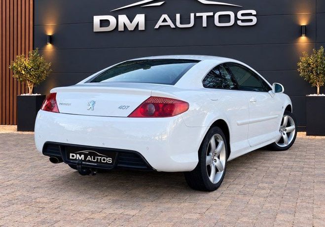 Peugeot 407 Peugoet coupe 2.0 hdi 163 Blanc de 2011