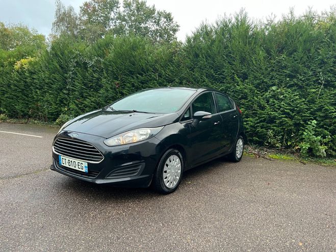 Ford Fiesta Garantie 12 mois, 1.6 TDCi 95cv FAP ECOn Noir de 2013