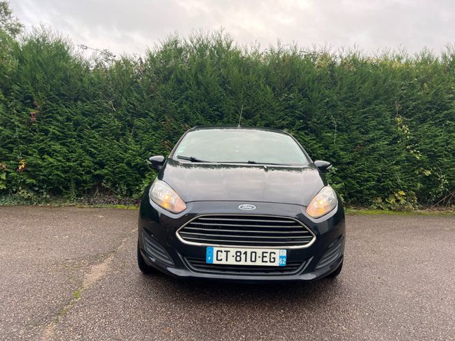 Ford Fiesta Garantie 12 mois, 1.6 TDCi 95cv FAP ECOn Noir de 2013
