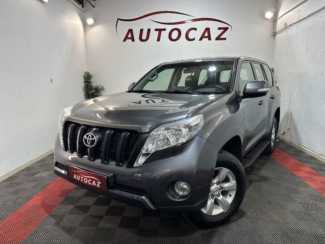 Toyota Land Cruiser 3.0D 190 D-4D Life 4X4  ATTELAGE *PREMIE Gris Fonc� de 2015