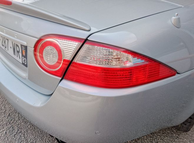 Jaguar XKR CABRIOLET V8 4.2i 416ch BVA6 gris de 2007