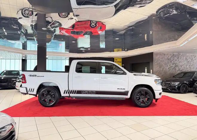 Dodge Ram 1500 Laramie 4x4 blanc de 2020